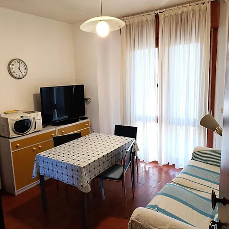 Cozy And Functional Flat In